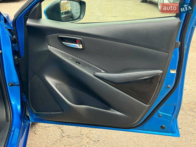 Синий Тойота Ярис, объемом двигателя 1.5 л и пробегом 170 тыс. км за 12890 $, фото 21 на Automoto.ua