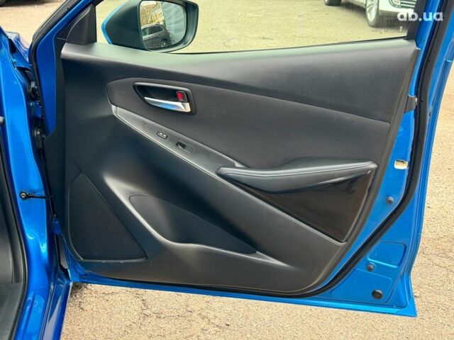 Синій Тойота Яріс, об'ємом двигуна 1.5 л та пробігом 170 тис. км за 12790 $, фото 21 на Automoto.ua