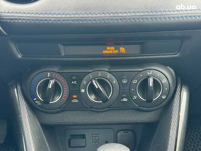 Синій Тойота Яріс, об'ємом двигуна 1.5 л та пробігом 170 тис. км за 12790 $, фото 27 на Automoto.ua