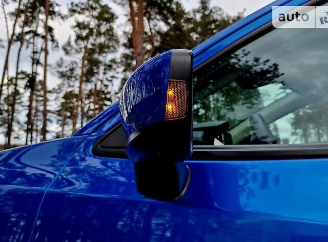 Синій Тойота Яріс, об'ємом двигуна 1.5 л та пробігом 34 тис. км за 11270 $, фото 33 на Automoto.ua