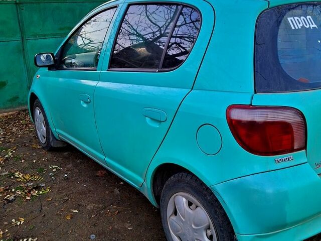 Зеленый Тойота Ярис, объемом двигателя 1 л и пробегом 254 тыс. км за 3000 $, фото 1 на Automoto.ua