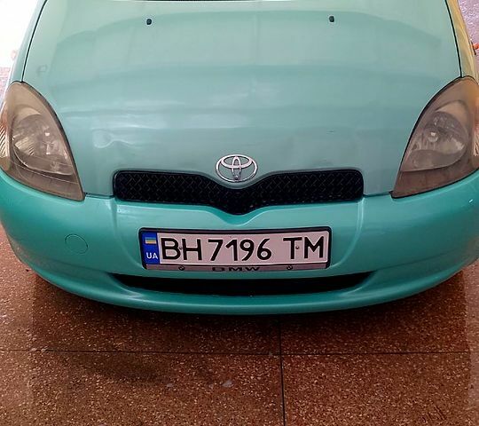 Зеленый Тойота Ярис, объемом двигателя 1 л и пробегом 254 тыс. км за 3000 $, фото 7 на Automoto.ua