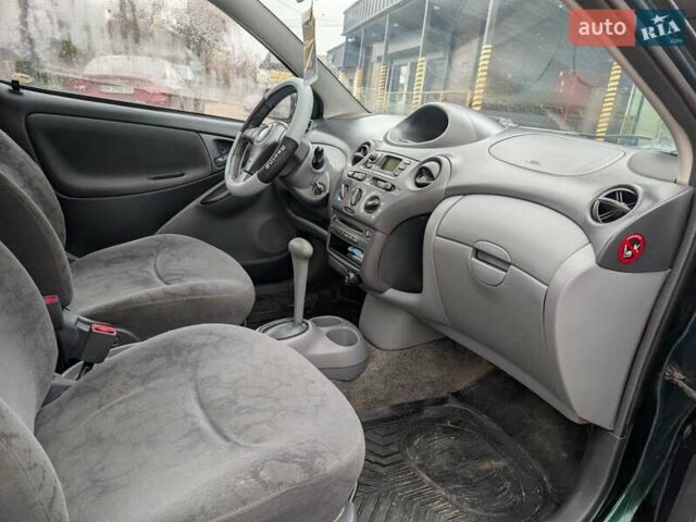 Зеленый Тойота Ярис, объемом двигателя 1.3 л и пробегом 250 тыс. км за 3350 $, фото 15 на Automoto.ua