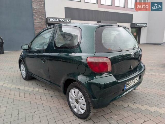 Зеленый Тойота Ярис, объемом двигателя 1.3 л и пробегом 250 тыс. км за 3350 $, фото 7 на Automoto.ua