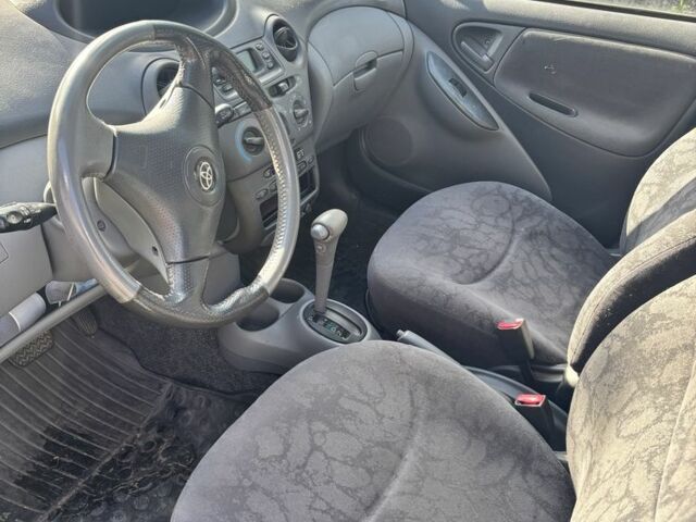 Зеленый Тойота Ярис, объемом двигателя 1.3 л и пробегом 132 тыс. км за 6500 $, фото 4 на Automoto.ua