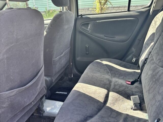 Зеленый Тойота Ярис, объемом двигателя 1.3 л и пробегом 132 тыс. км за 6500 $, фото 7 на Automoto.ua