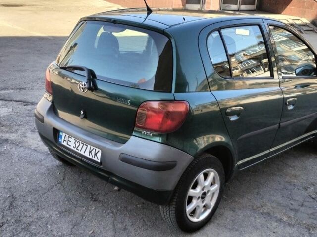 Зеленый Тойота Ярис, объемом двигателя 1 л и пробегом 133 тыс. км за 2800 $, фото 3 на Automoto.ua