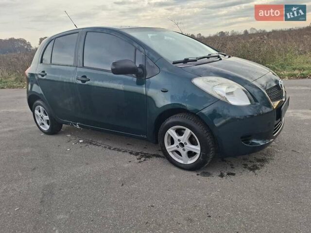 Зелений Тойота Яріс, об'ємом двигуна 1 л та пробігом 188 тис. км за 3750 $, фото 22 на Automoto.ua