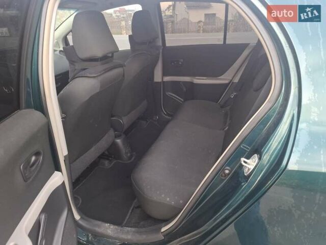 Зелений Тойота Яріс, об'ємом двигуна 1 л та пробігом 188 тис. км за 3750 $, фото 27 на Automoto.ua
