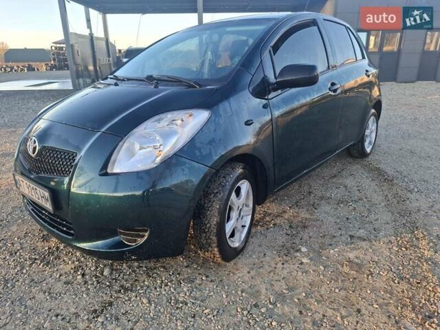 Зелений Тойота Яріс, об'ємом двигуна 1 л та пробігом 188 тис. км за 3750 $, фото 12 на Automoto.ua