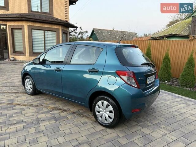 Зеленый Тойота Ярис, объемом двигателя 1 л и пробегом 60 тыс. км за 6200 $, фото 4 на Automoto.ua