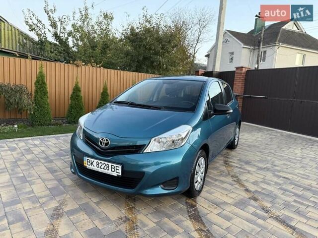 Зеленый Тойота Ярис, объемом двигателя 1 л и пробегом 60 тыс. км за 6200 $, фото 1 на Automoto.ua