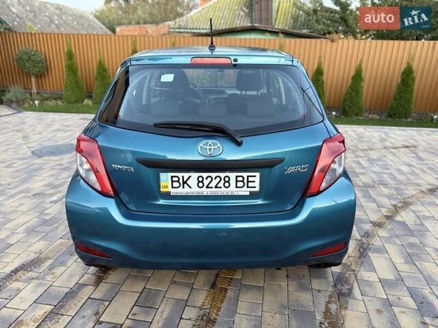 Зеленый Тойота Ярис, объемом двигателя 1 л и пробегом 60 тыс. км за 6200 $, фото 10 на Automoto.ua