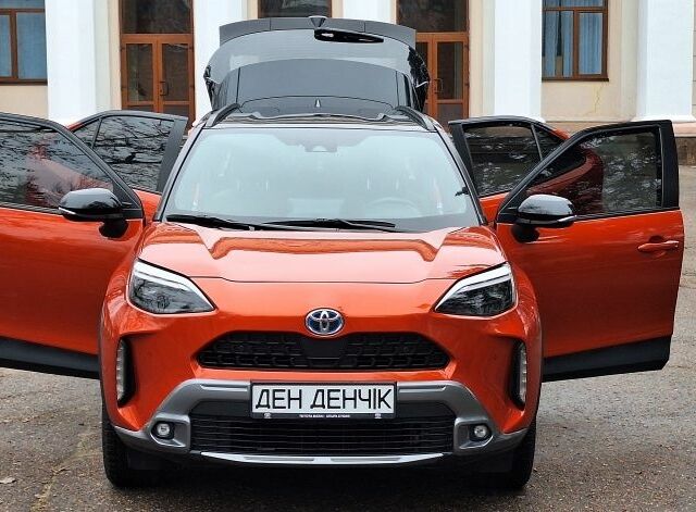 Оранжевый Тойота Ярис, объемом двигателя 0 л и пробегом 62 тыс. км за 23999 $, фото 13 на Automoto.ua