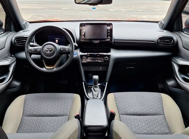 Оранжевый Тойота Ярис, объемом двигателя 0 л и пробегом 62 тыс. км за 23999 $, фото 9 на Automoto.ua