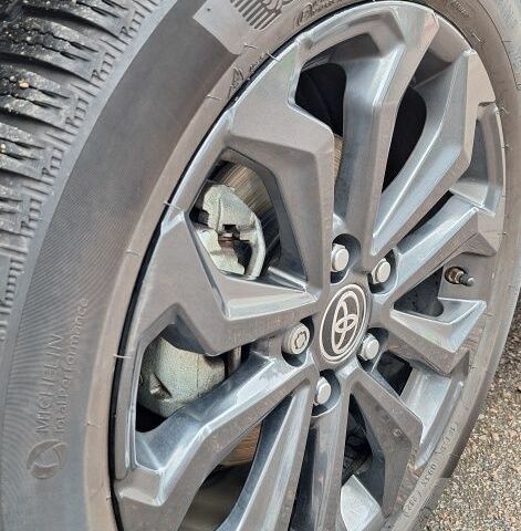 Оранжевый Тойота Ярис, объемом двигателя 0 л и пробегом 62 тыс. км за 23999 $, фото 21 на Automoto.ua