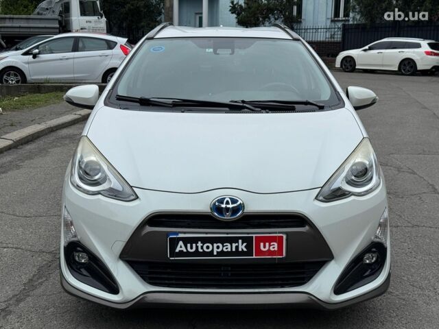 Білий Тойота Aqua, об'ємом двигуна 1.5 л та пробігом 95 тис. км за 11990 $, фото 2 на Automoto.ua