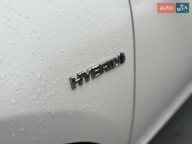 Белый Тойота Aqua, объемом двигателя 1.5 л и пробегом 63 тыс. км за 11300 $, фото 7 на Automoto.ua