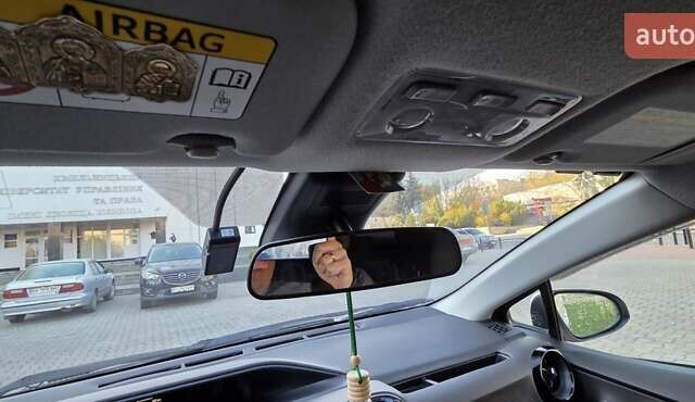 Белый Тойота Aqua, объемом двигателя 1.5 л и пробегом 51 тыс. км за 12800 $, фото 16 на Automoto.ua