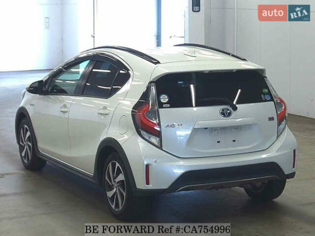 Белый Тойота Aqua, объемом двигателя 1.5 л и пробегом 79 тыс. км за 12700 $, фото 51 на Automoto.ua