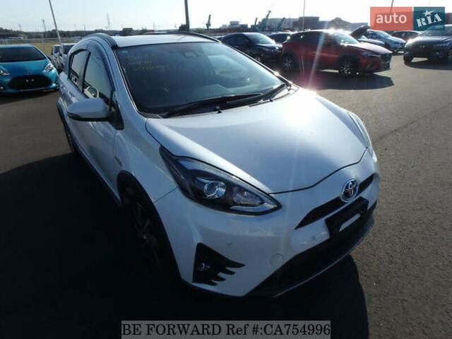 Белый Тойота Aqua, объемом двигателя 1.5 л и пробегом 79 тыс. км за 12700 $, фото 6 на Automoto.ua