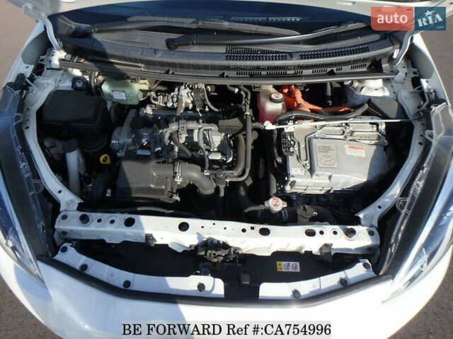 Белый Тойота Aqua, объемом двигателя 1.5 л и пробегом 79 тыс. км за 12700 $, фото 45 на Automoto.ua