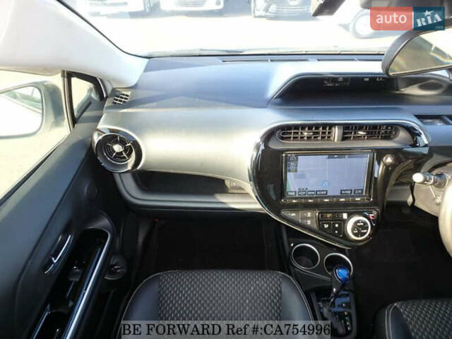 Белый Тойота Aqua, объемом двигателя 1.5 л и пробегом 79 тыс. км за 12700 $, фото 31 на Automoto.ua