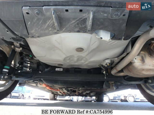 Белый Тойота Aqua, объемом двигателя 1.5 л и пробегом 79 тыс. км за 12700 $, фото 19 на Automoto.ua