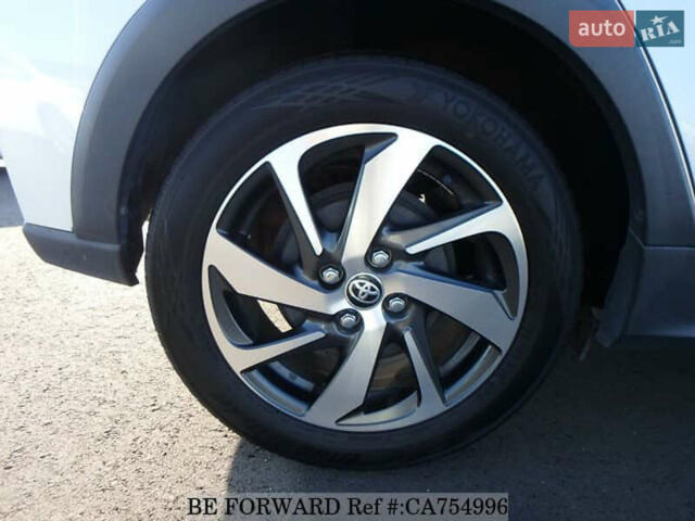 Белый Тойота Aqua, объемом двигателя 1.5 л и пробегом 79 тыс. км за 12700 $, фото 10 на Automoto.ua