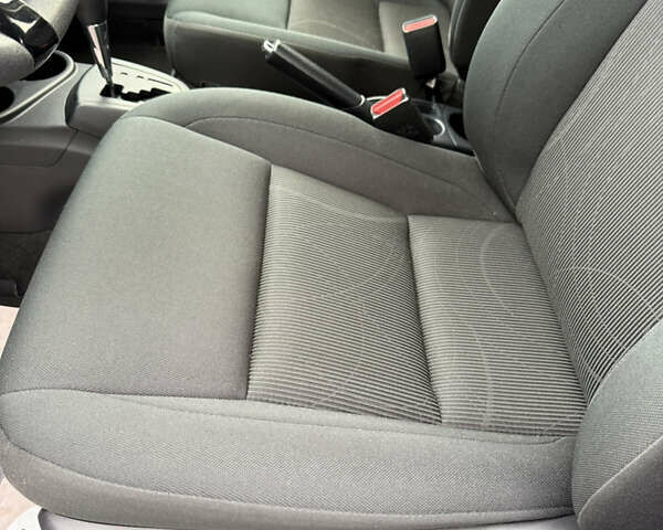 Білий Тойота Aqua, об'ємом двигуна 1.5 л та пробігом 86 тис. км за 12800 $, фото 52 на Automoto.ua