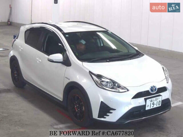 Белый Тойота Aqua, объемом двигателя 1.5 л и пробегом 27 тыс. км за 13500 $, фото 13 на Automoto.ua