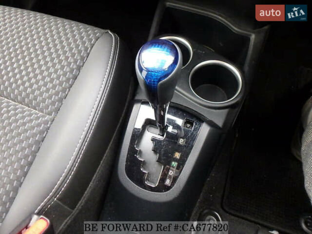 Белый Тойота Aqua, объемом двигателя 1.5 л и пробегом 27 тыс. км за 13500 $, фото 41 на Automoto.ua