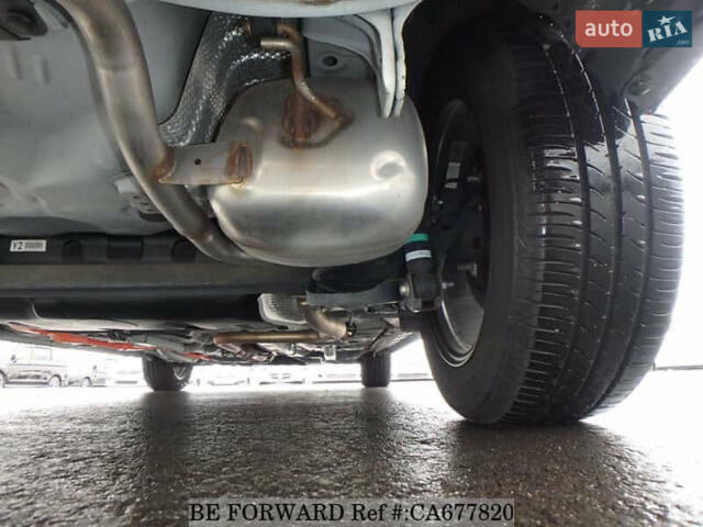 Белый Тойота Aqua, объемом двигателя 1.5 л и пробегом 27 тыс. км за 13500 $, фото 21 на Automoto.ua