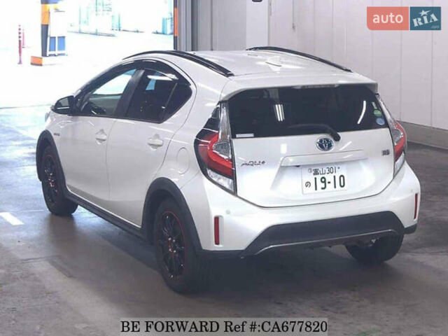 Белый Тойота Aqua, объемом двигателя 1.5 л и пробегом 27 тыс. км за 13500 $, фото 11 на Automoto.ua