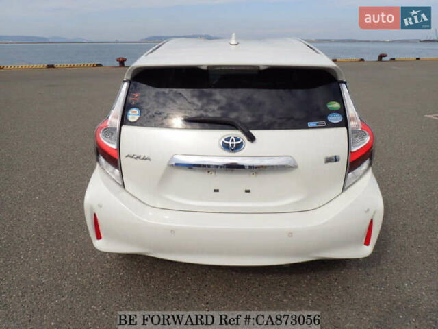 Белый Тойота Aqua, объемом двигателя 1.5 л и пробегом 83 тыс. км за 12500 $, фото 5 на Automoto.ua
