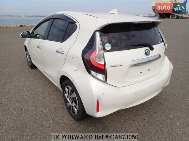 Белый Тойота Aqua, объемом двигателя 1.5 л и пробегом 83 тыс. км за 12500 $, фото 3 на Automoto.ua