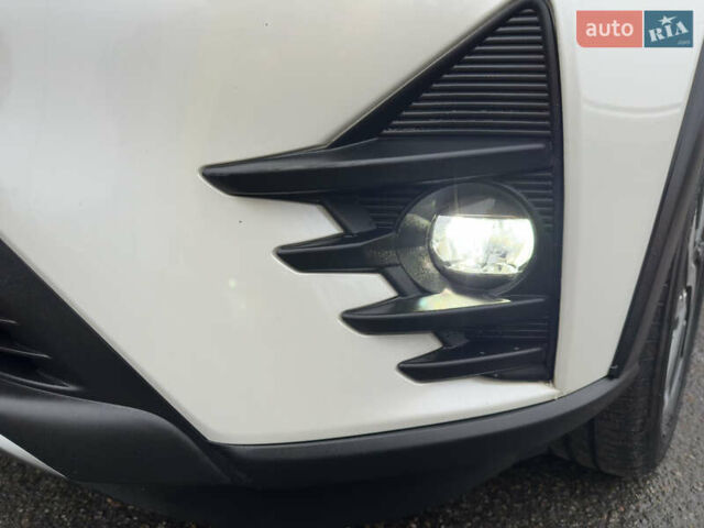 Белый Тойота Aqua, объемом двигателя 1.5 л и пробегом 79 тыс. км за 15950 $, фото 5 на Automoto.ua