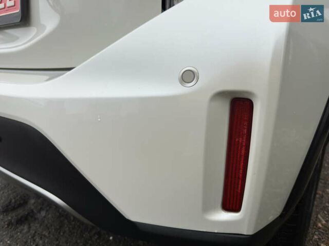 Белый Тойота Aqua, объемом двигателя 1.5 л и пробегом 79 тыс. км за 15950 $, фото 48 на Automoto.ua