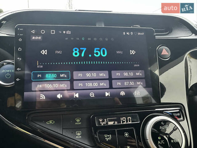 Белый Тойота Aqua, объемом двигателя 1.5 л и пробегом 79 тыс. км за 15950 $, фото 33 на Automoto.ua