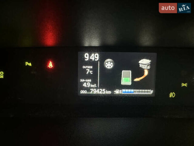 Белый Тойота Aqua, объемом двигателя 1.5 л и пробегом 79 тыс. км за 15950 $, фото 41 на Automoto.ua