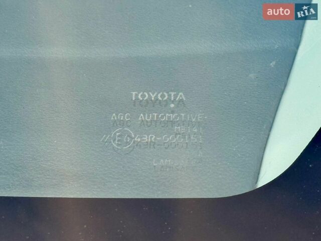 Білий Тойота Aqua, об'ємом двигуна 1.5 л та пробігом 91 тис. км за 13500 $, фото 40 на Automoto.ua