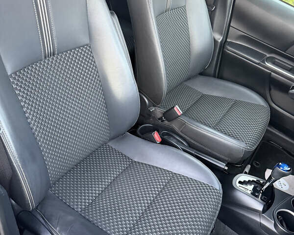 Бежевий Тойота Aqua, об'ємом двигуна 1.5 л та пробігом 79 тис. км за 13900 $, фото 76 на Automoto.ua