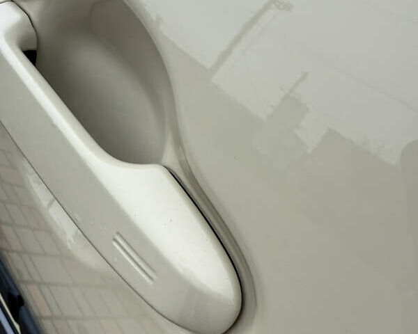 Бежевый Тойота Aqua, объемом двигателя 1.5 л и пробегом 90 тыс. км за 13700 $, фото 24 на Automoto.ua