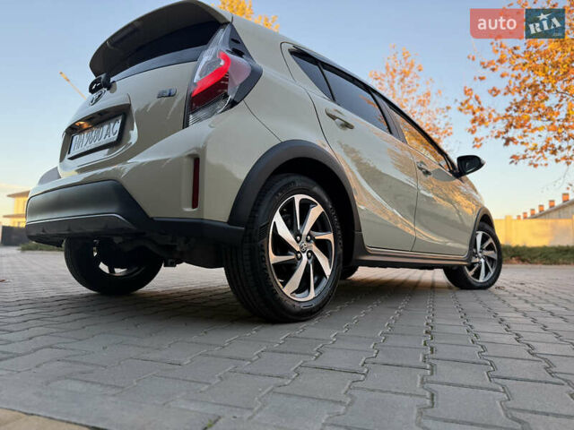 Бежевий Тойота Aqua, об'ємом двигуна 1.5 л та пробігом 79 тис. км за 13900 $, фото 15 на Automoto.ua