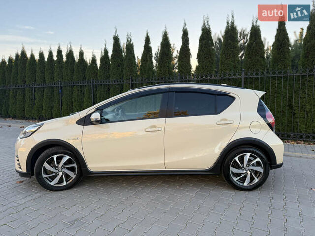 Бежевий Тойота Aqua, об'ємом двигуна 1.5 л та пробігом 79 тис. км за 13900 $, фото 27 на Automoto.ua