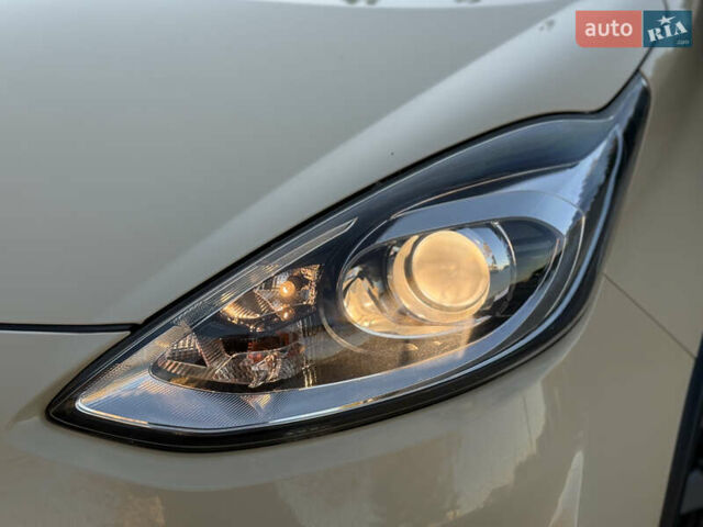 Бежевий Тойота Aqua, об'ємом двигуна 1.5 л та пробігом 79 тис. км за 13900 $, фото 34 на Automoto.ua