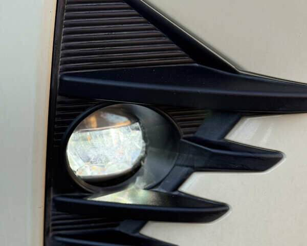 Бежевий Тойота Aqua, об'ємом двигуна 1.5 л та пробігом 79 тис. км за 13900 $, фото 36 на Automoto.ua