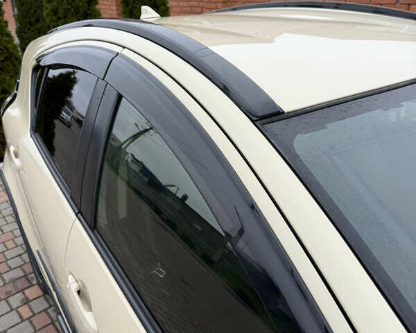 Бежевый Тойота Aqua, объемом двигателя 1.5 л и пробегом 90 тыс. км за 13700 $, фото 23 на Automoto.ua