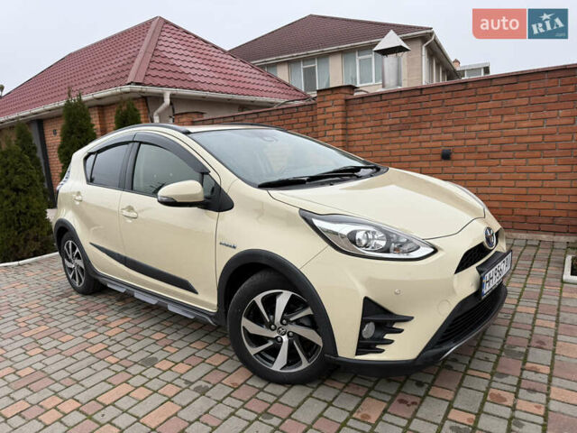 Бежевый Тойота Aqua, объемом двигателя 1.5 л и пробегом 90 тыс. км за 13700 $, фото 20 на Automoto.ua
