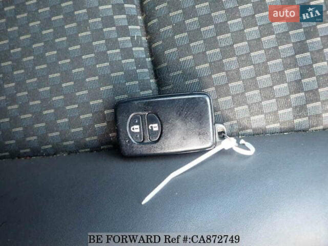 Бежевий Тойота Aqua, об'ємом двигуна 1.5 л та пробігом 89 тис. км за 12900 $, фото 20 на Automoto.ua